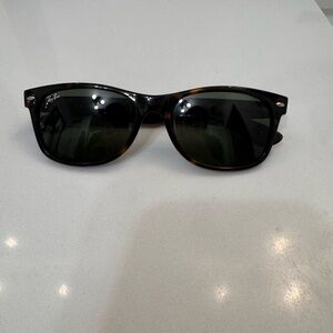 Ray Ban women’s sunglasses. New Wayfarer style
